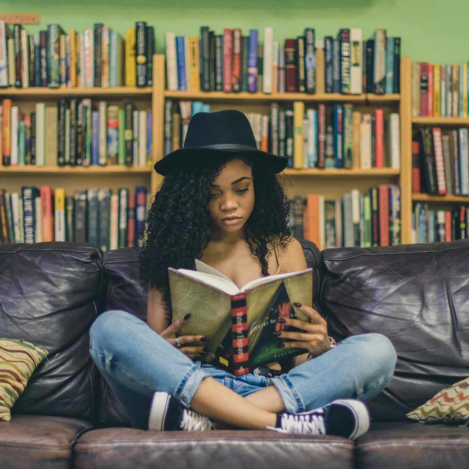The Secret to Learning English Fast: Balancing Active and Passive Methods